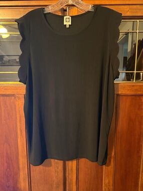 Anne Klein Black Scallop Sleeve Knit Tank